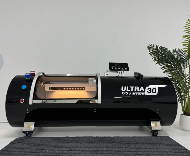 Airvida Ultra 1.3-2.0 ATA Hard Shell Lying Hyperbaric Chambers