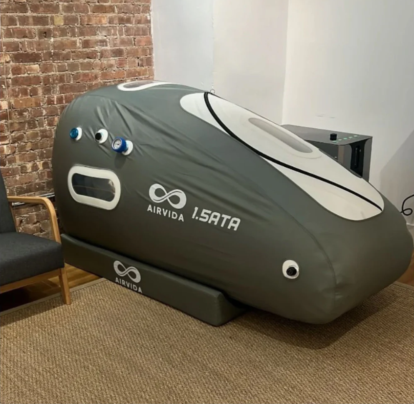 Airvida Pro90 1.4-1.5ATA Portable Sitting Hyperbaric Chamber