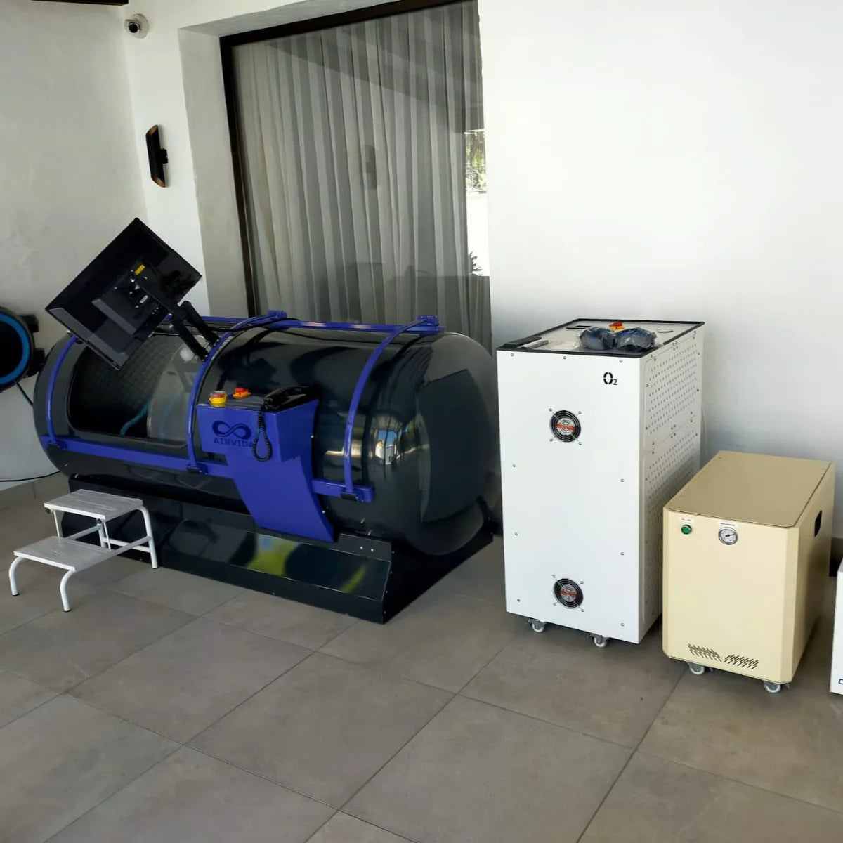 Airvida Alpha 90 Hyperbaric Oxygen Chamber