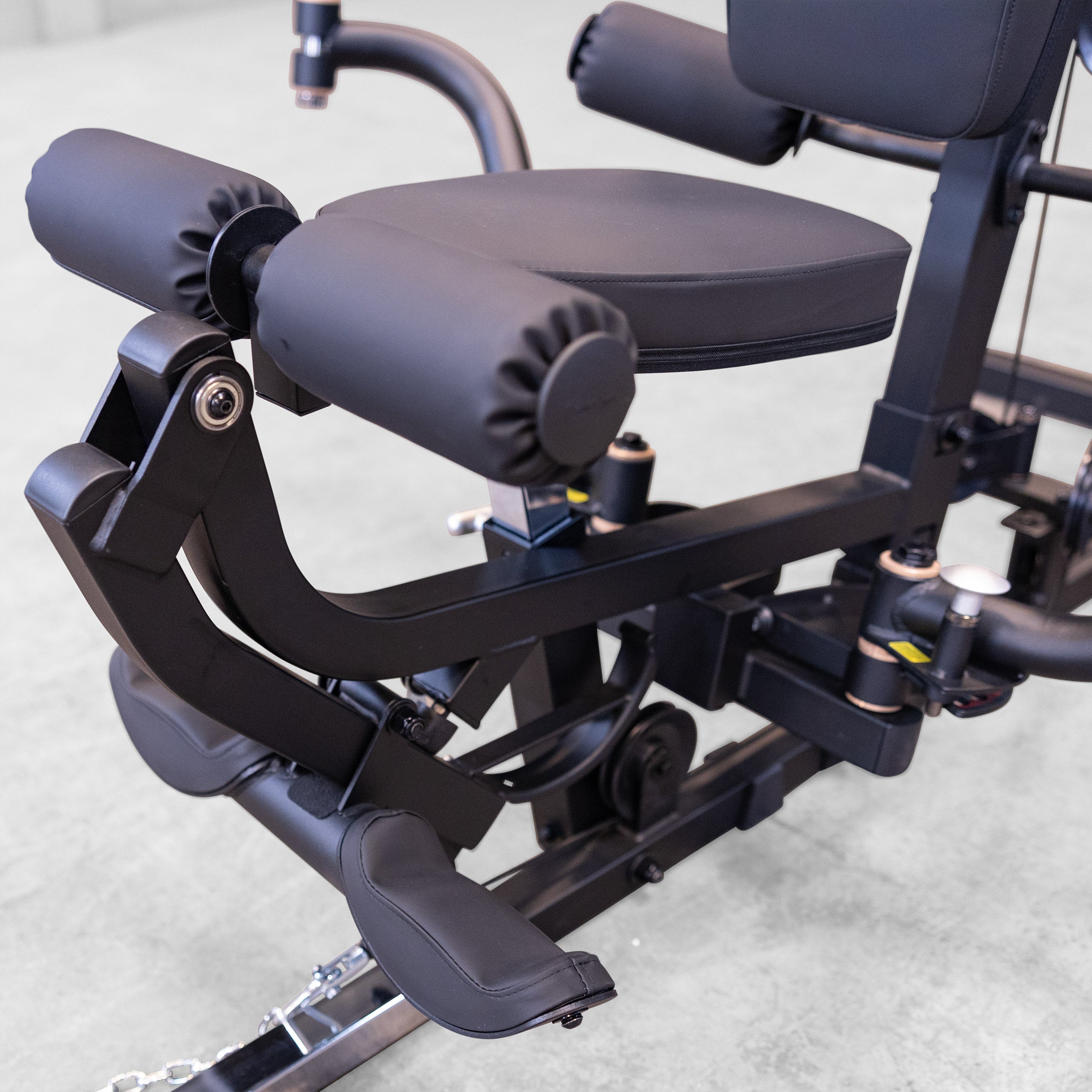 BodySolid G6B Bi-Angular Multi-Station Gym