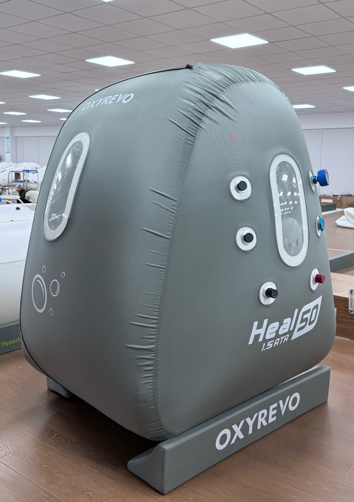OXYREVO Heal 50 1.2-1.5 ATA Wheelchair Hyperbaric Chamber