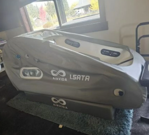 Airvida Pro90 1.4-1.5ATA Portable Sitting Hyperbaric Chamber