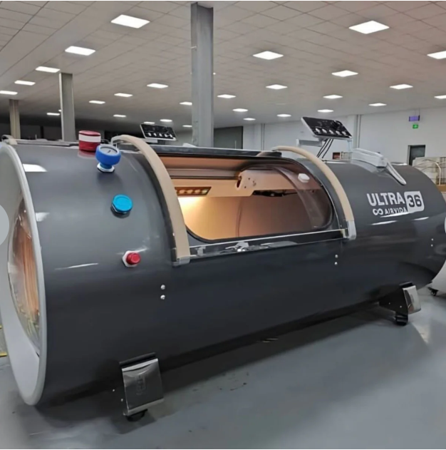 Airvida Ultra 1.3-2.0 ATA Hard Shell Lying Hyperbaric Chambers