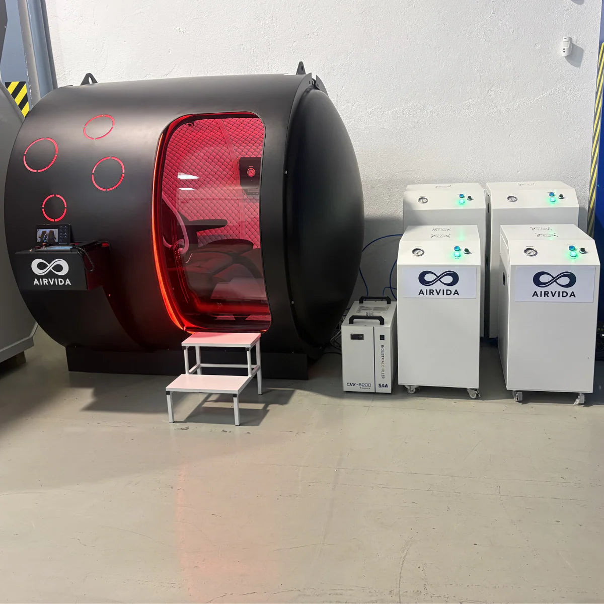 Airvida 2–6 Person Phoenix Multiplace Hyperbaric Chamber (1.0–2.0 ATA) – ASME / PVHO-1 Certified