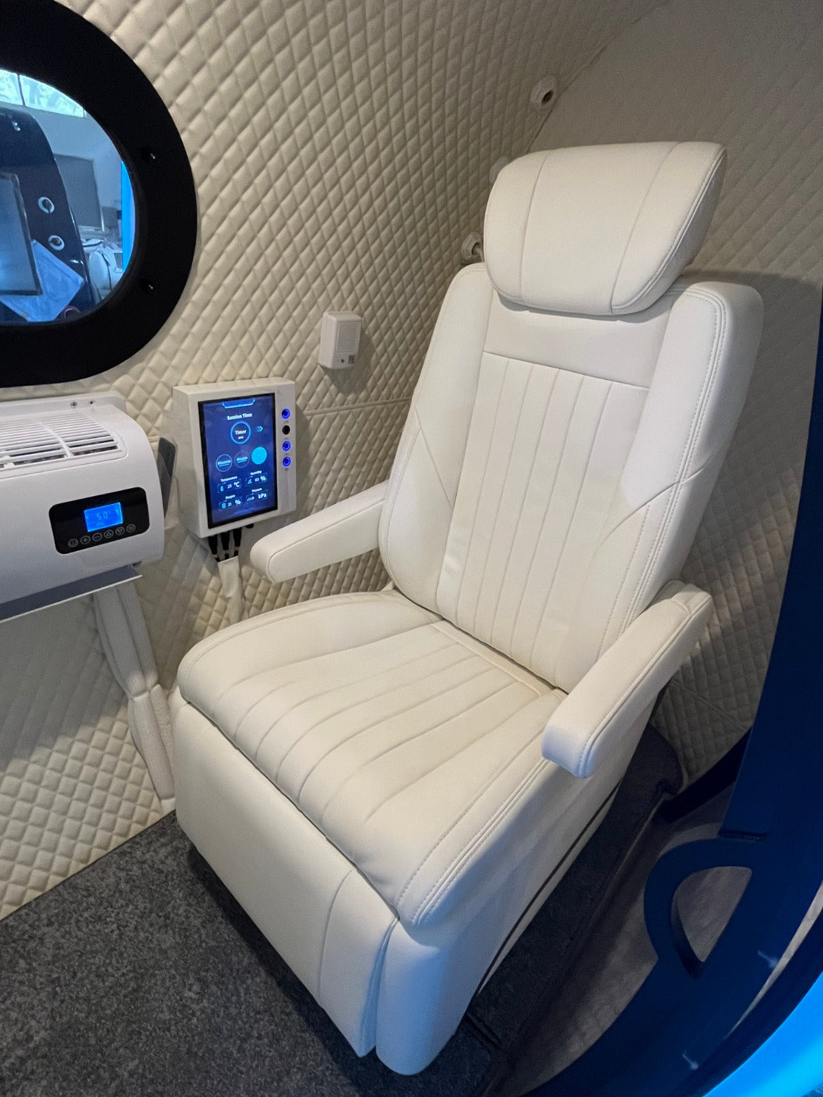 Macy-Pan Hard Shell Hyperbaric Oxygen Chamber - HE5000 Fort (ASME Certified)